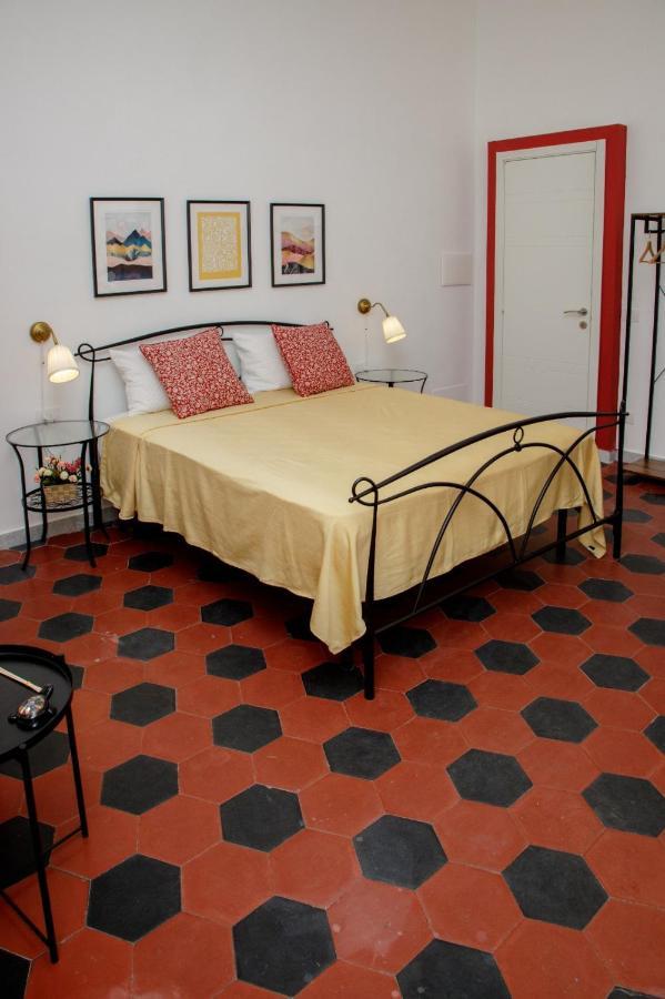 Euplea Napoli Bed & Breakfast ภายนอก รูปภาพ