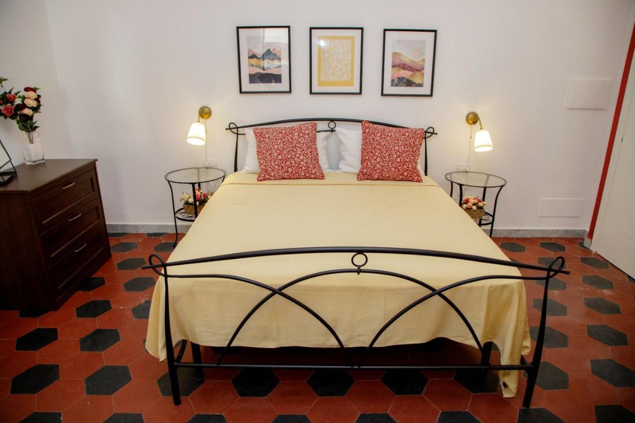 Euplea Napoli Bed & Breakfast ภายนอก รูปภาพ